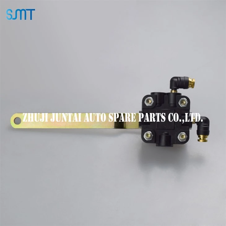 Heavy Equipment Leveling Valve high quality